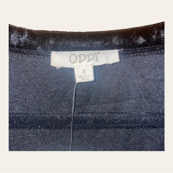 💥NWT💥 ODDY VELVET EMBROIDERED LONG SLEEVE TOP NEVER WORE PERFECT CONDITION - Picture 13 of 13
